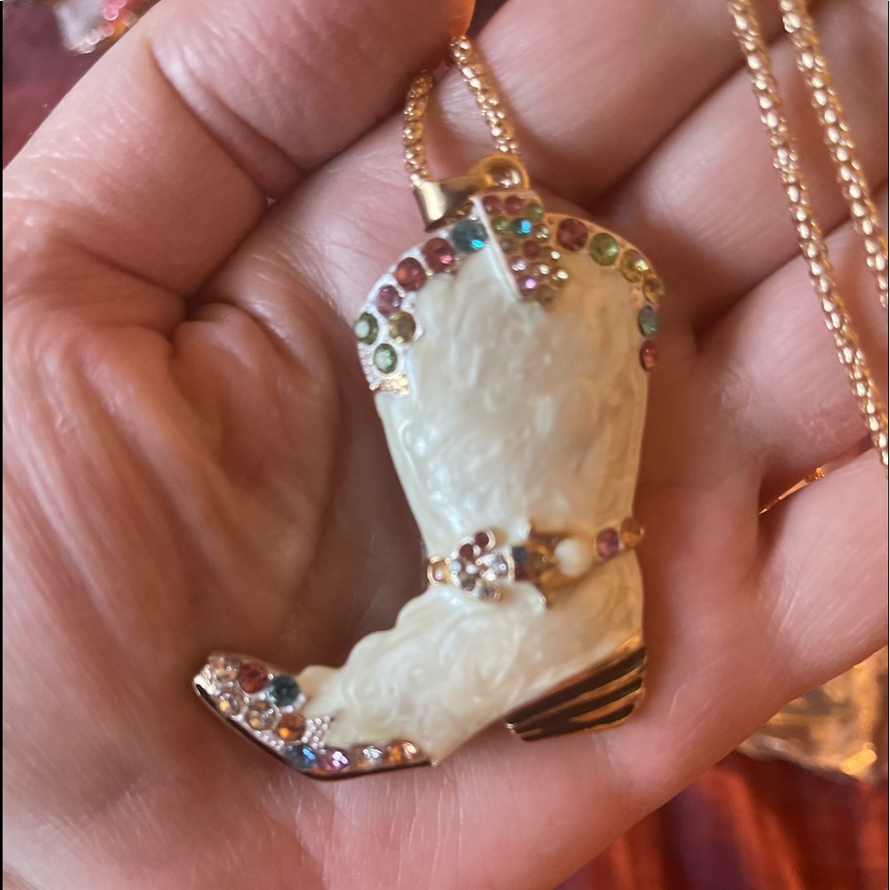 Boot necklace in white on 17” necklace.